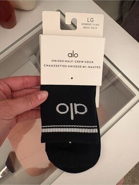 ALO Yoga Black Half-Crew Socks with White Logo and Stripe - LG